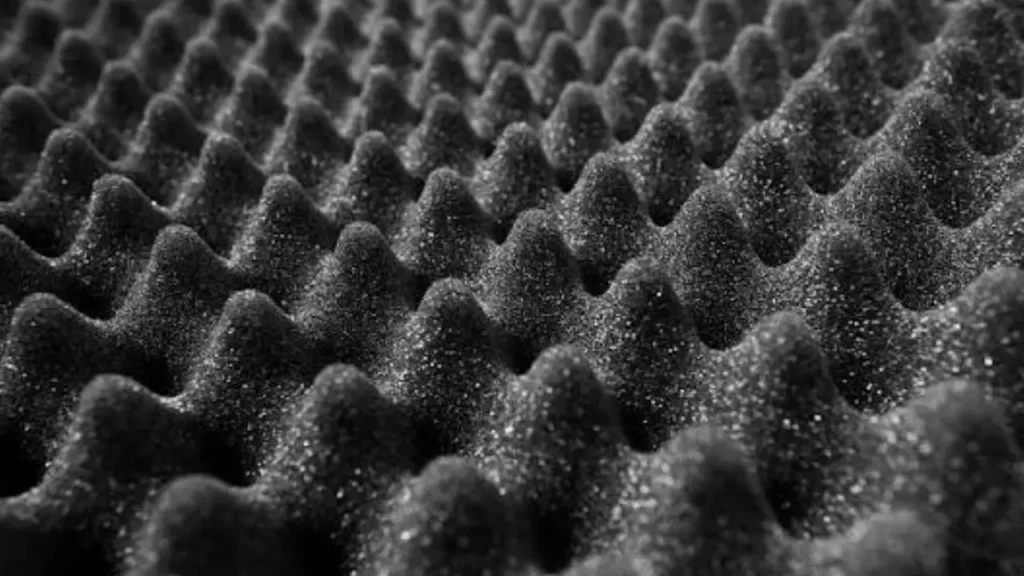 what makes styrofoam soundproof